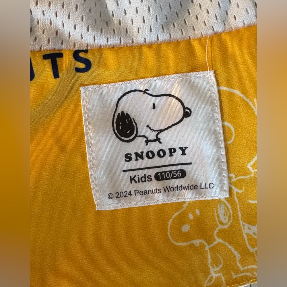 Peanuts Yellow Raincoat for Kids - Picture 7 of 11